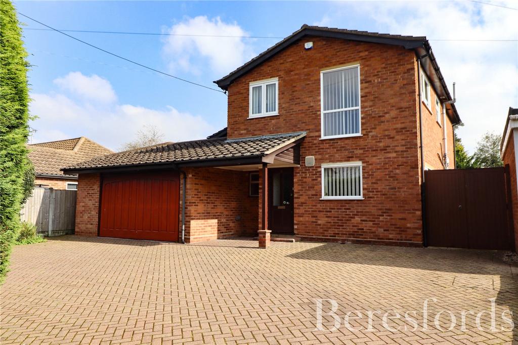 Mountnessing Road, Billericay, CM12 4 bed detached house for sale £