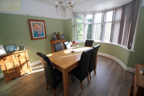 4 bedroom detached house for sale - Sidmouth Avenue Flixton
