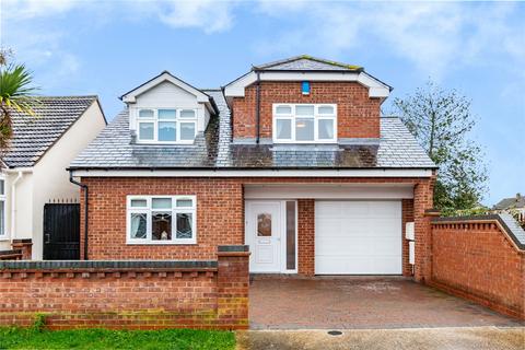 2 Allen Road, Rainham, RM13 9JS