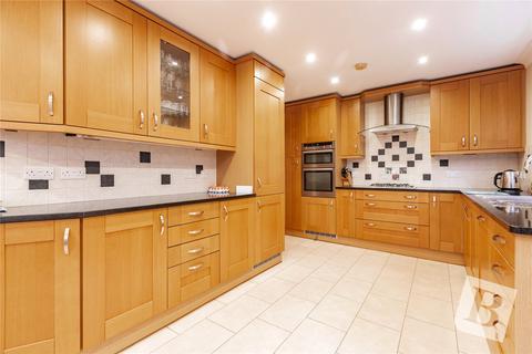 2 Allen Road, Rainham, RM13 9JS
