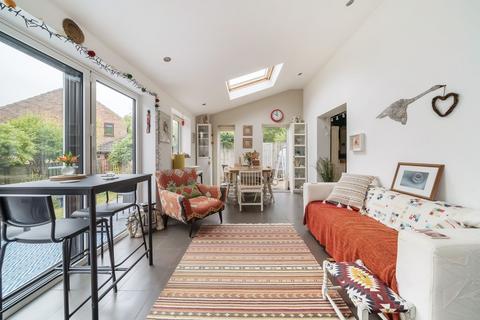 14 Rooks Down Road, Winchester, SO22 4LT