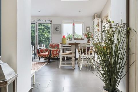 14 Rooks Down Road, Winchester, SO22 4LT