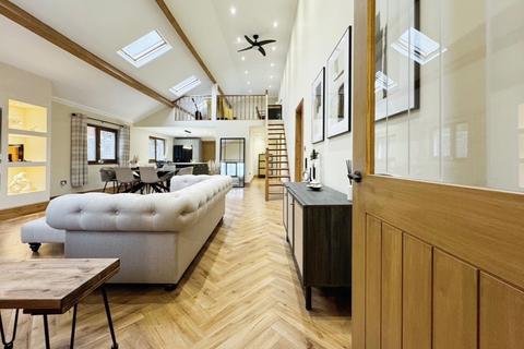 3 bedroom bungalow for sale - Bethesda Road, Ynysmeudwy, Pontardawe, Swansea, West Glamorgan, SA8