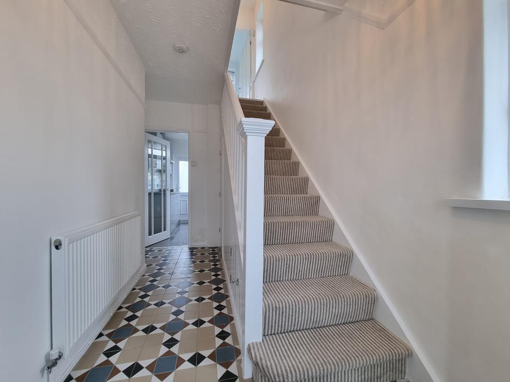 Guys Road 3 bed end of terrace house for sale £259,500