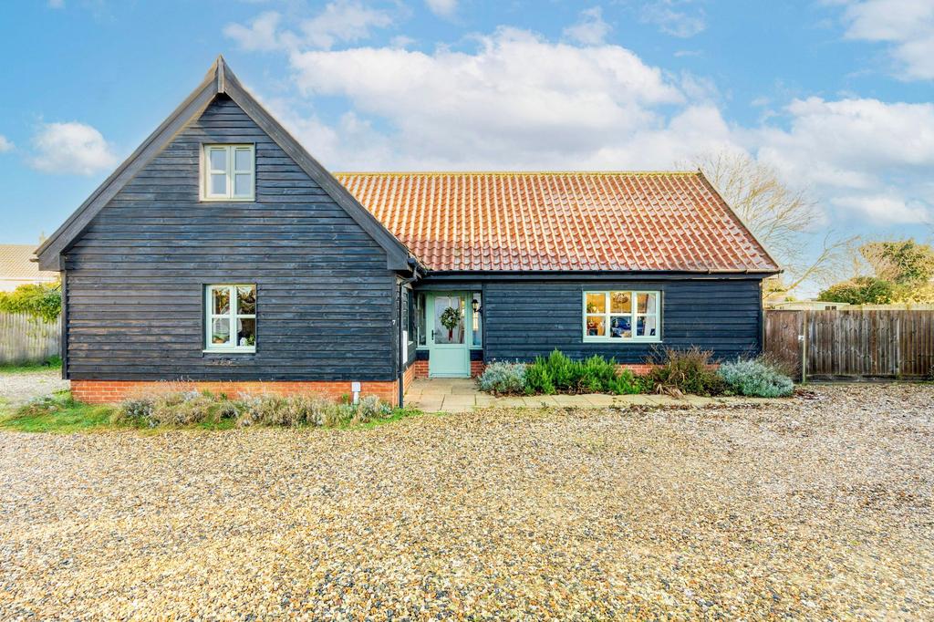 St. Peters Close, Rockland St. Peter, NR17 4 bed detached house for