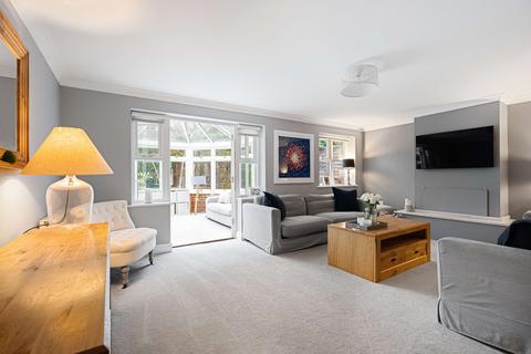 Oak Lodge Harvel Road, Meopham, Gravesend, DA13 0RN