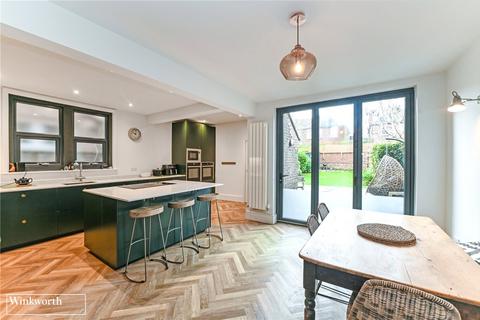 7 Browning Road, Worthing, BN11 4NS