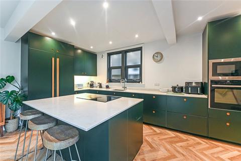 7 Browning Road, Worthing, BN11 4NS