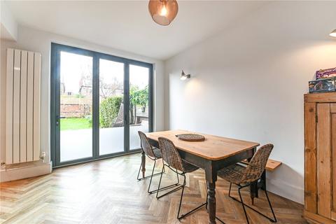 7 Browning Road, Worthing, BN11 4NS