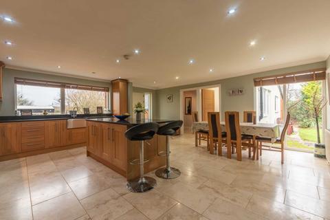 4 bedroom equestrian property for sale - Heddington, Wiltshire