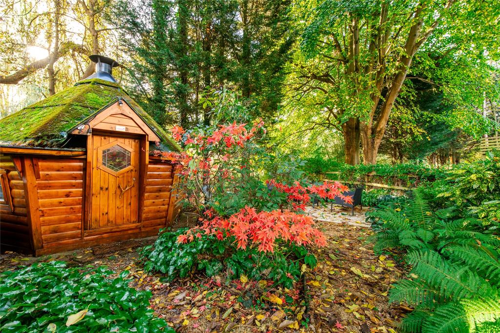 Garden/Outbuilding