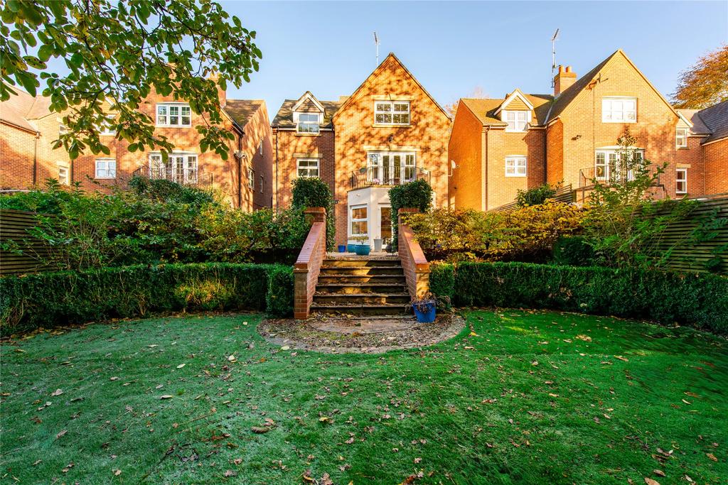 Rear/Garden