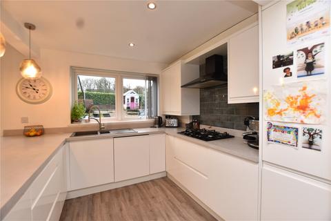74 Grasmere Road, Royton, Oldham, OL2 6SJ