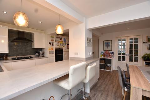 74 Grasmere Road, Royton, Oldham, OL2 6SJ