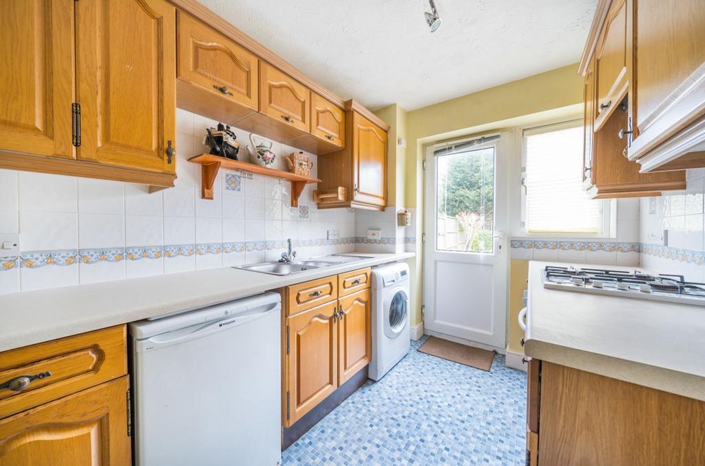 Tanbridge Park, Horsham, RH12 2 bed semidetached house for sale £380,000