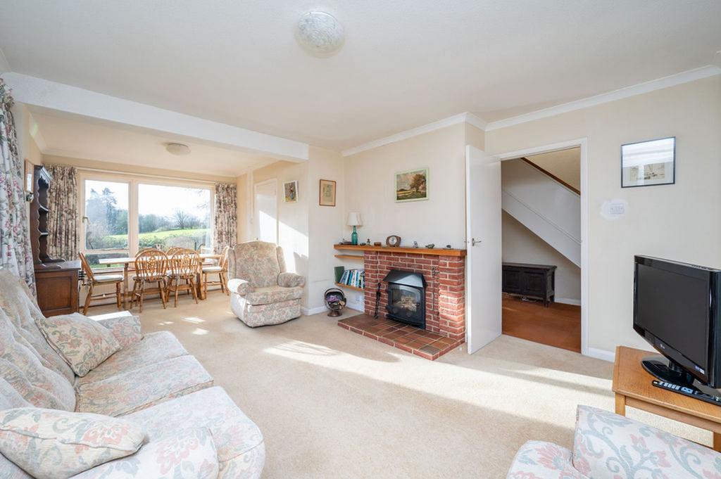 Sitting/Dining room