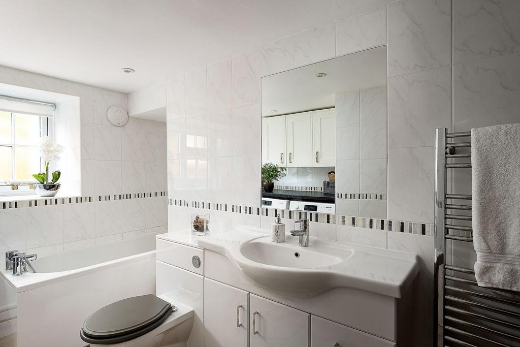 Utility/Bathroom