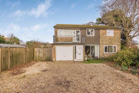 4 bedroom detached house for sale, Richmond Close, Hayling Island, Hampshire