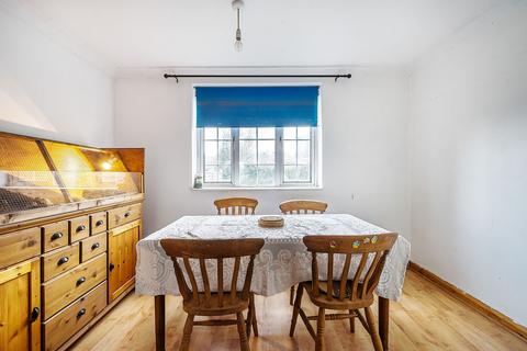 2 Holman Road, Epsom, KT19 9PQ
