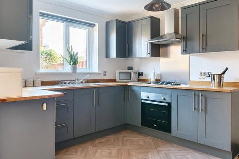 33 Gold View, Swindon, SN5 8ZG