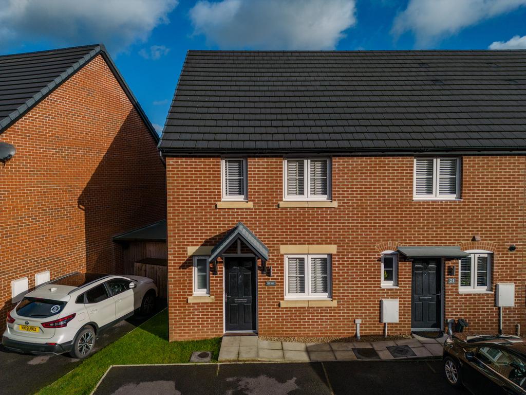 Newport NP10 3 bed end of terrace house for sale £260,000