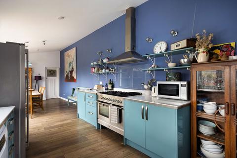 Wychwood House Brook End, Chadlington, Chipping Norton, OX7 3NF