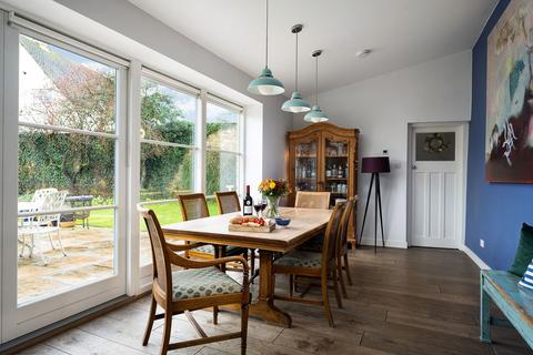 Wychwood House Brook End, Chadlington, Chipping Norton, OX7 3NF