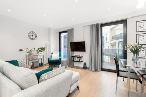 1 bedroom flat for sale - Drapers Yard, London, SW18