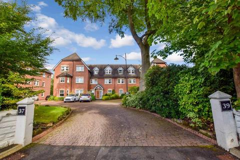 2 bedroom flat for sale - Wellington Road, Timperley, Altrincham, Cheshire, WA15