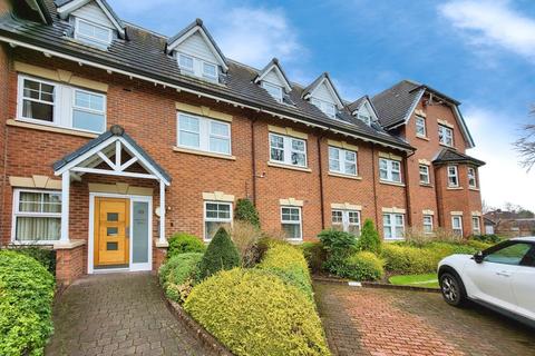 2 bedroom flat for sale - Wellington Road, Timperley, Altrincham, Cheshire, WA15