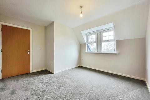 2 bedroom flat for sale, Wellington Road, Timperley, Altrincham, Cheshire, WA15