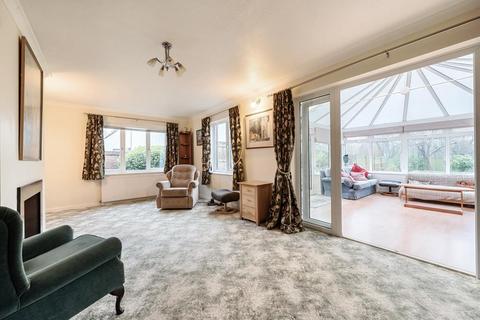 4 bedroom detached house for sale, Thame,  Oxfordshire,  OX9