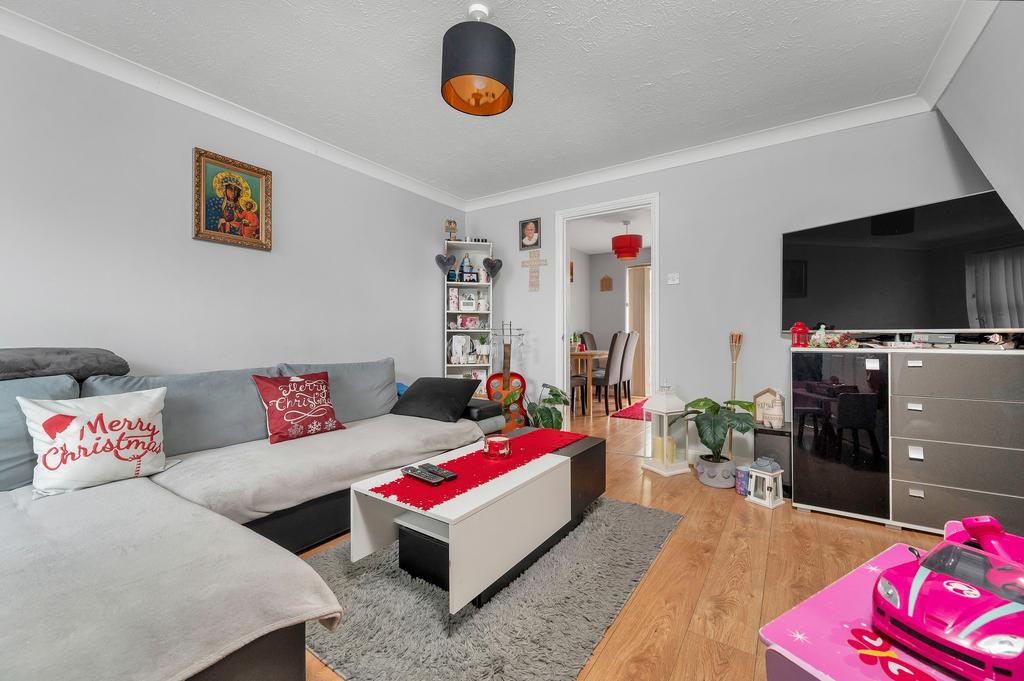 Fairchild Way, Dogsthorpe, Peterborough, PE1 3 bed detached house for