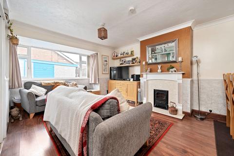 3 bedroom semi-detached bungalow for sale - Salisbury Road, Werrington, Peterborough, PE4