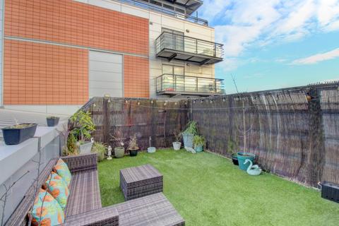 2 bedroom apartment for sale - Whitehall Waterfront, Leeds, LS1