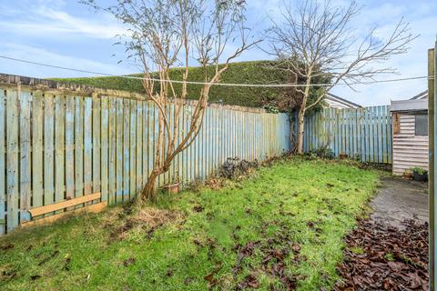 2 bedroom semi-detached house for sale, Thanet Garth, Silsden, Keighley, West Yorkshire, BD20