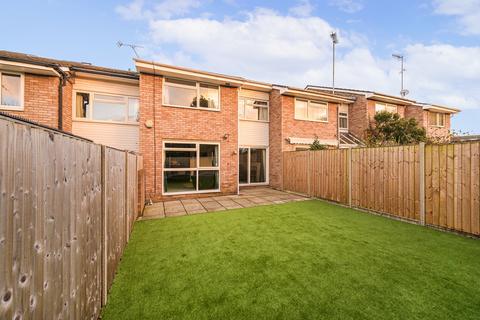 3 bedroom terraced house for sale, Roseacre Close, Ealing, London, W13