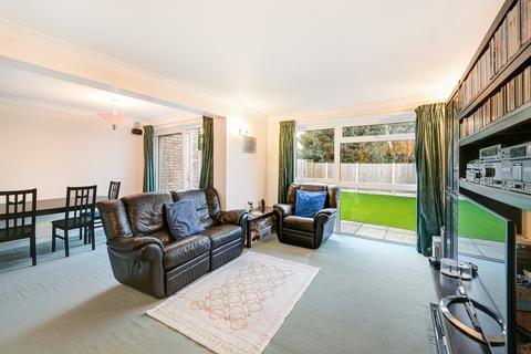 3 bedroom terraced house for sale, Roseacre Close, Ealing, London, W13