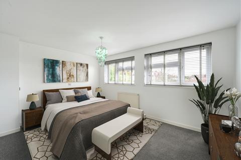 39 Mervyn Road, London, W13 9UW