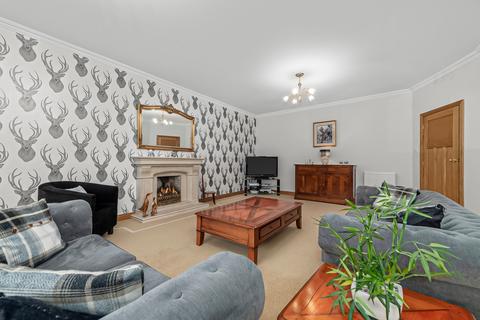 12 Bridgend Gardens, Bathgate, EH48 2FF