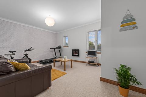 12 Bridgend Gardens, Bathgate, EH48 2FF