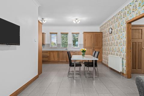 12 Bridgend Gardens, Bathgate, EH48 2FF