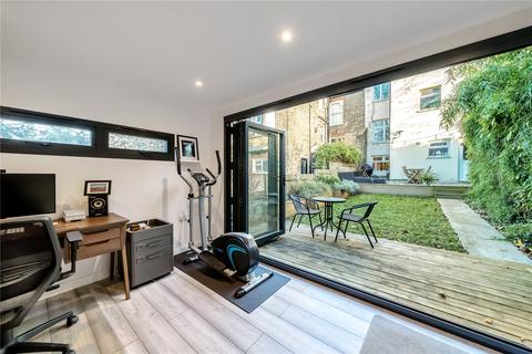 2 bedroom flat for sale, Wightman Road, London, N8