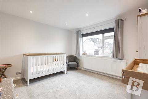 15 Kerry Drive, Upminster, RM14 1JB
