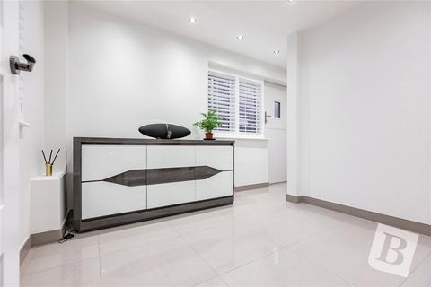 12 Stanley Road, Bulphan, Upminster, RM14 3RX