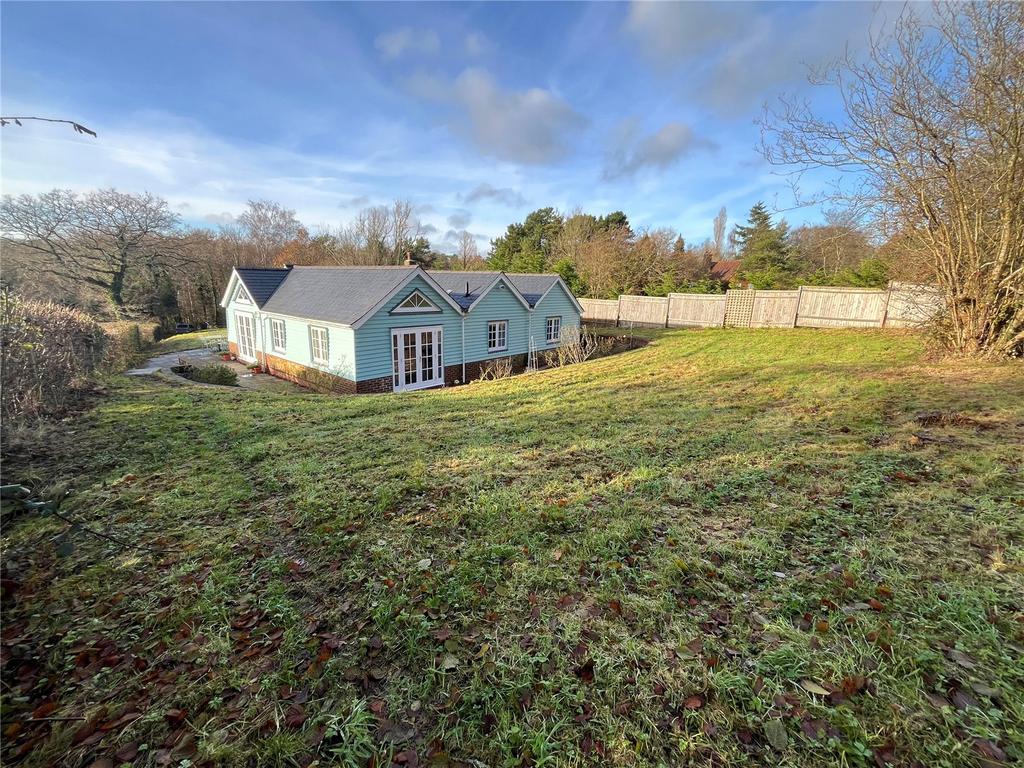 Heartsease, Broad Oak, Heathfield, East Sussex, TN21 4 bed detached