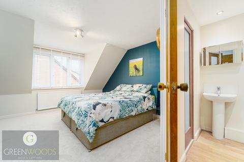 4 bedroom end of terrace house for sale, Albany Mews North Kingston, KT2