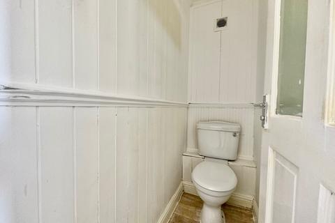 6 Coltsfoot Path, Romford, RM3 8BH