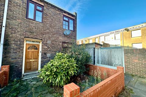 6 Coltsfoot Path, Romford, RM3 8BH