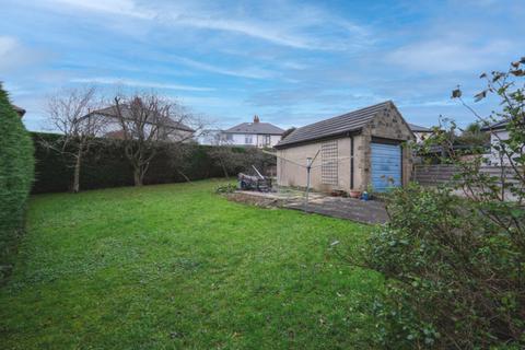 24 Barcroft Grove, Yeadon, Leeds, LS19 7XZ